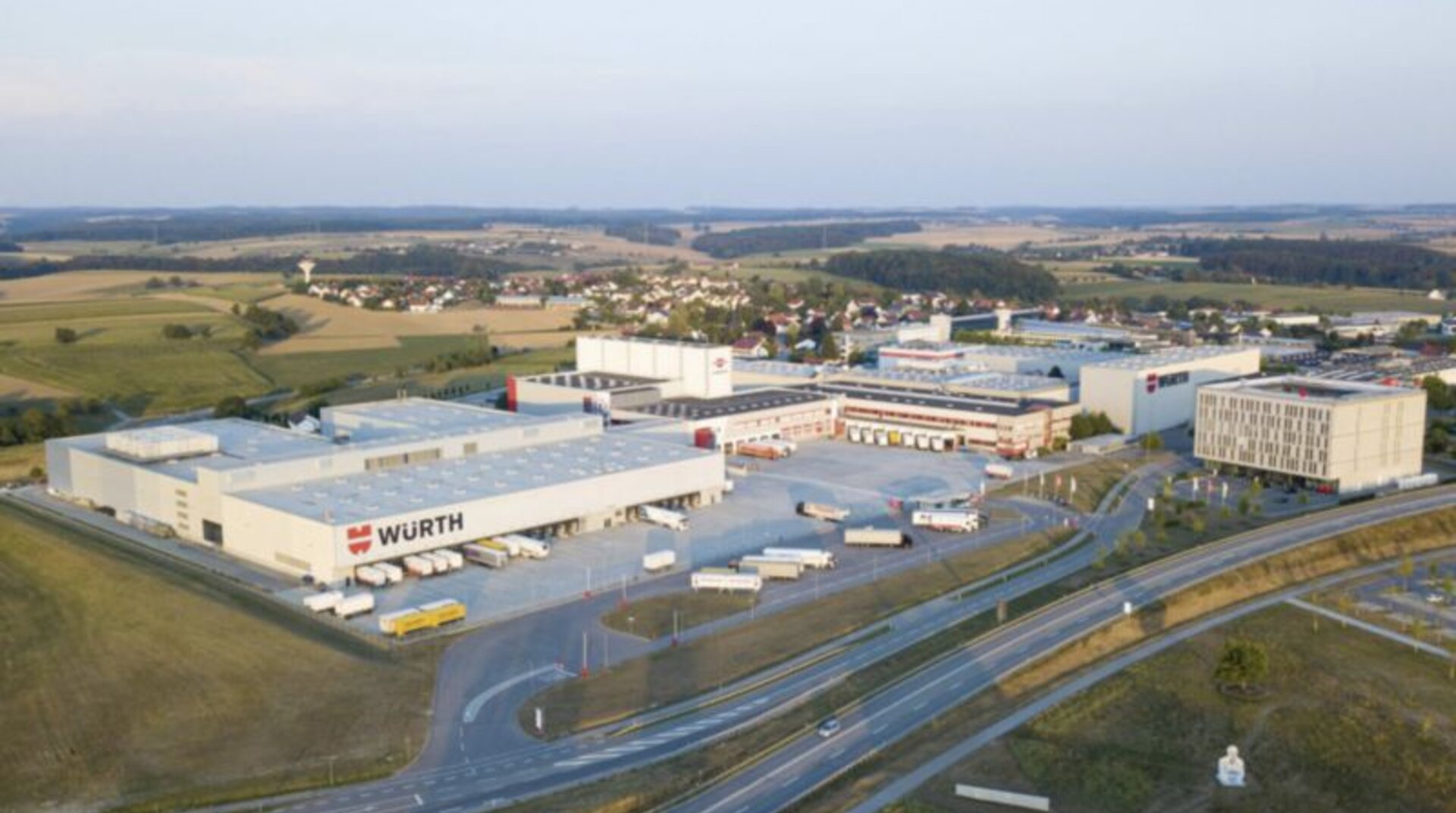 Zentrale Würth Zentrale Würth, von außen, aus der Vogelperspektive