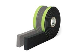 Polyurethan-Weichschaumstoff mit Polymerimprägnat, auf der Rolle, schwarz und grün