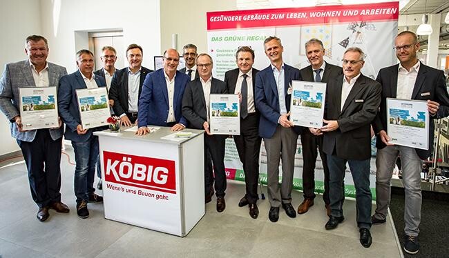 Peter Bachmann und das Köbig Team halten das Zertifikat Peter Bachmann und das Köbig Team halten das Zertifikat